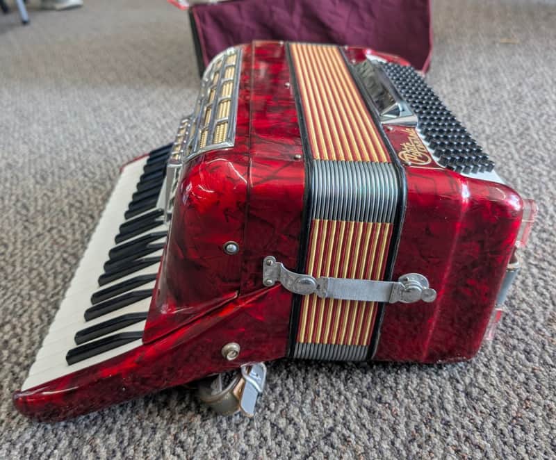 Vintage Lo Duca Bros Milwaukee WI Petite Console Model Accordion