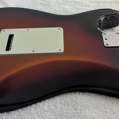 2013 Fender American Deluxe Stratocaster with Rosewood Fretboard - 3-Color Sunburst image 11