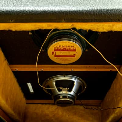 Vintage Fender Silverface 2x12” 16 Ohm 80 Watt Guitar Cabinet w/ Jensen/Celestion Speakers and Ska/Punk Pedigree image 8