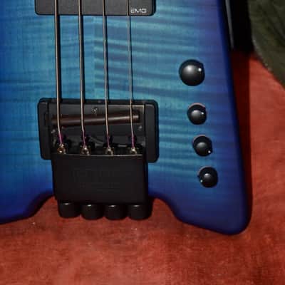 Steinberger synapse 4 string bass guitar blue image 3