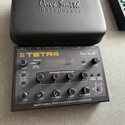 Dave Smith Instruments Tetra Desktop 4-Voice Polyphonic Synthesizer 2009 - 2016 - Black