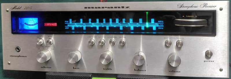 Marantz Model 2215 15-Watt Stereo Solid-State Receiver 1971 - 1973 - Fully Restored Silver with Woodgrain Vinyl Cover image 1
