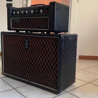 Vox Conqueror 2-Channel 30-Watt 2x12" Piggyback Guitar Amp 1967 - 1969 - Black image 14