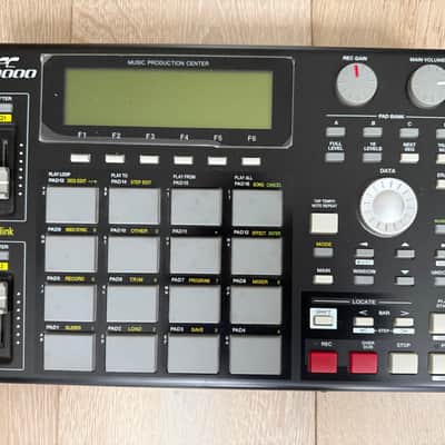 Akai MPC1000 Music Production Center 2004 - 2013 - Black image 3