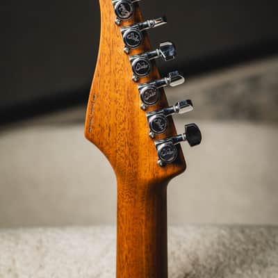Suhr Dealer Select Limited Run Modern HSH FMT-Magenta Pink Stain w/Black Headstock image 6