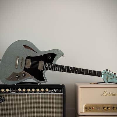 Novo Miris H2 Custom - Relic Ice Blue Metallic Sparkle  Sumpfesche Body, Ebenholz Griffbrett, Fralin PAFs, nur 3,15kg! ​​ 2025 - Ice Blue Metallic Sparkle Aged Relic image 18