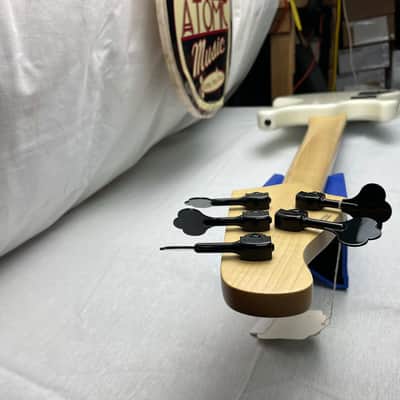 Anaconda Ultra J5 Essence 5-string J-style Bass 2021 image 22