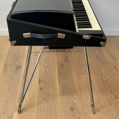 Pristine 1979 Fender Rhodes Mark I Stage 73-Key Electric Piano Black Rounded Top, Complete Stage Package it has been Tuned, Serviced, and Upgraded image 10