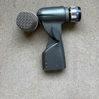 Shure Beta 56A Supercardioid Dynamic Microphone image 5