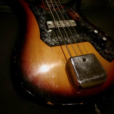Super RARE 1965 Teisco Eb110 (tulip bass) MIJ image 3
