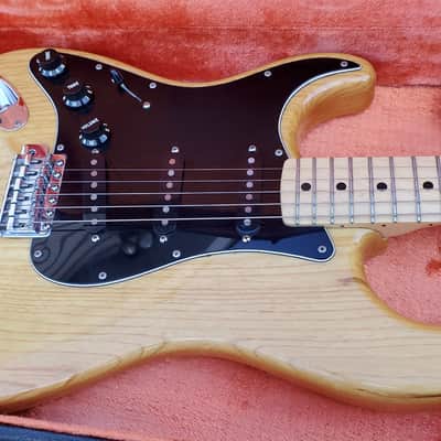 Fender Stratocaster Left-Handed (1977) image 2