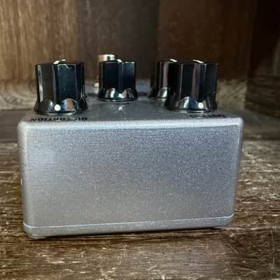 MXR M75 Super Badass Distortion 2013 - Present - Silver image 4