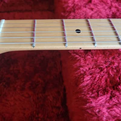Fender Jimmie vaughan stratocaster 2005 - antique white image 5