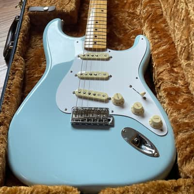 Fender Vintera '50s Stratocaster Fat 50's pickups - Sonic Blue image 3