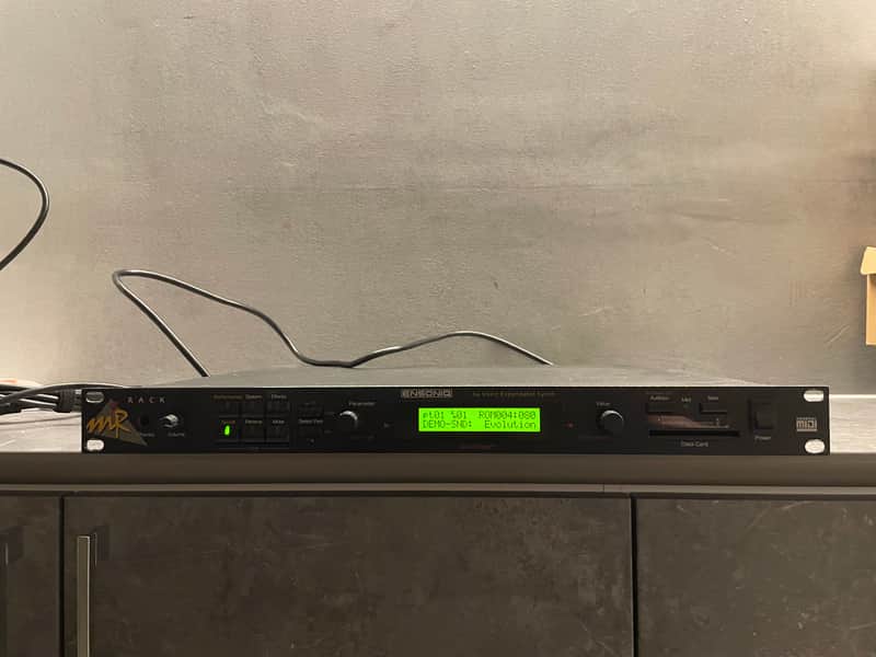Ensoniq MR Rack 64-Voice Expandable Rackmount Synthesizer