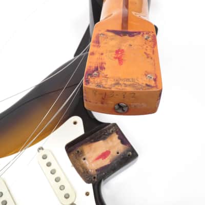 1982 /83 Fender Stratocaster 57 Reissue Fullerton Cesar Diaz Signed - Sunburst - USA AVRI image 19