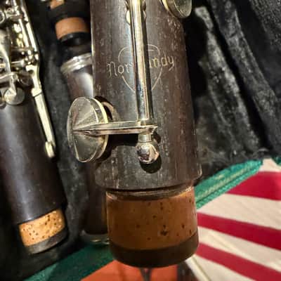 Normandy 7 Clarinet Circa 1970s - Black w/ Nice Case image 5