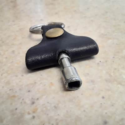 Pearl Vintage Drum Key & Keyring Holder from the 1960's - Natural Aged Patina - Very Rare to  Find image 4