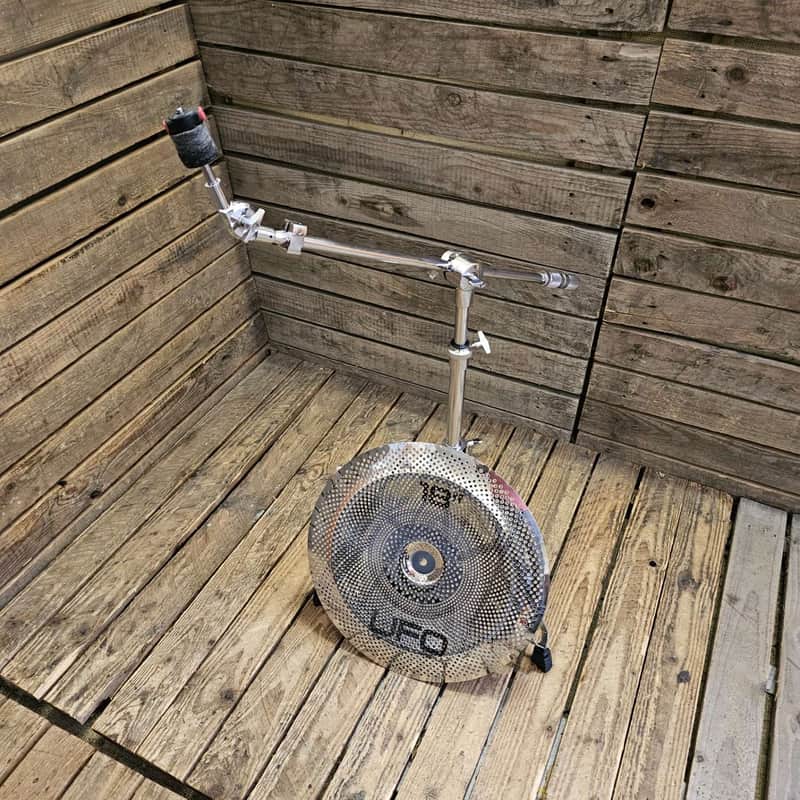 Low Volume 18" UFO China Cymbal With Stand USED! RKC9G280726 image 1