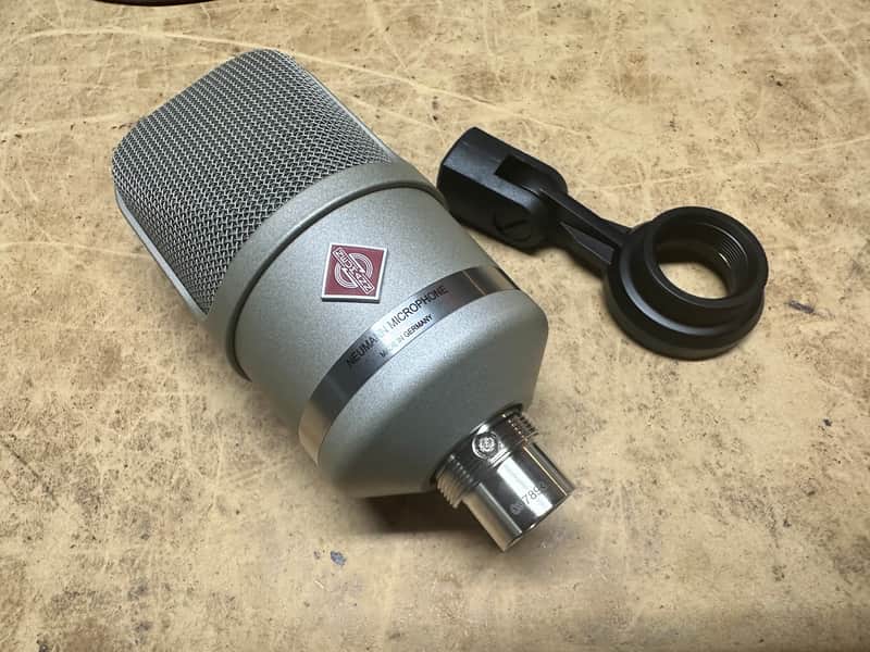 Neumann TLM 107 Large Diaphragm Multipattern Condenser Microphone