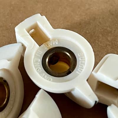 Set of 6x vox AC30 spec Bulgin chicken head control knobs 1960’s - White image 3