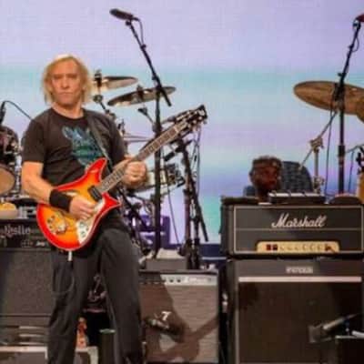 Joe Walsh Stage Played Fender Bass breaker BB-212 Enclosure 140-Watt 2x12" Guitar Speaker Cabinet Gray Tweed image 7