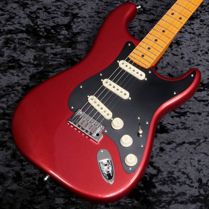 FENDER American Ultra II Stratocaster Maple Sinister Red [US240021671] (06/11) image 1