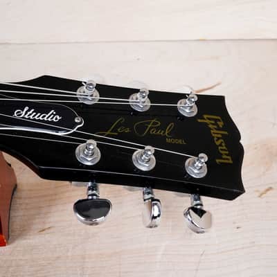 Gibson Les Paul Studio 1999 Ebony w/ Bag image 3