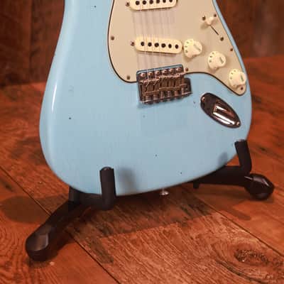 Fender Custom Shop '64 Reissue Stratocaster Journeyman Relic - Daphne Blue image 6
