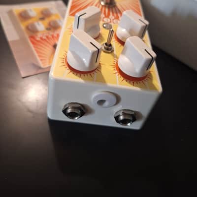 Magnetic Effects Solar Bender 2000's  - White/yellow/orange image 3