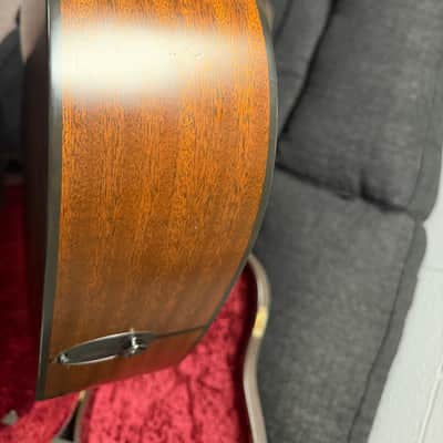 Taylor 320e 2013 image 8