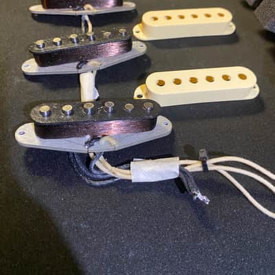Fender Custom Shop '69 Stratocaster Pickup Set 2020s - Aged White image 3