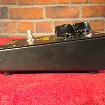 Electro-Harmonix Big Muff Pi V7 (Black Russian) image 4