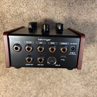 Behringer BM-11M Low Pass Filter Pedal 2026 - Black/Wood image 4