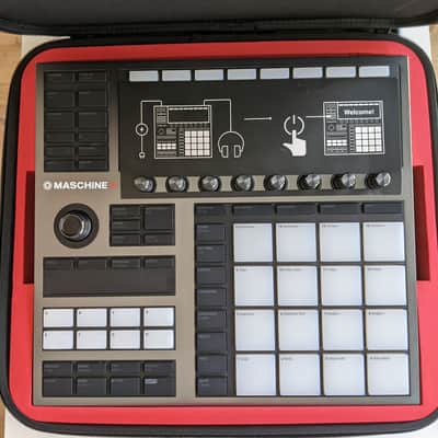 Native Instruments Maschine+ Standalone Production and Performance Instrument image 12