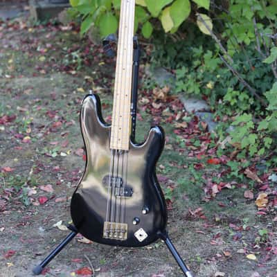 Aspen bass - black image 1
