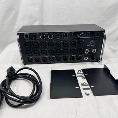 Behringer X Air XR18 Tablet-Controlled Digital Mixer 2014 - Present - Black image 1