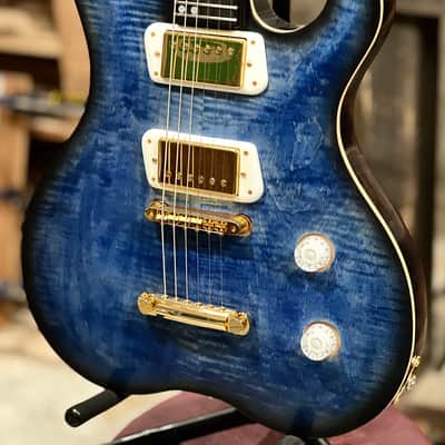 Howie Griffin Series #G.27.96.23 - Royal Blue image 2