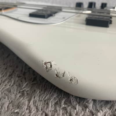 Fender Modern Player Jazz Bass 2012 MIC Olympic White 4-String Rare Bass Guitar image 5