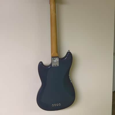 Fender Vintera II Mustang Bass - Burgundy (Blue) imagen 4