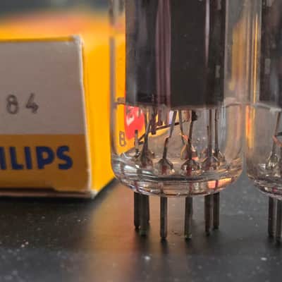 Mullard EL84 kM1 B — Perfect matched pair, NOS in boxes, 97% on AVO CT160 image 3