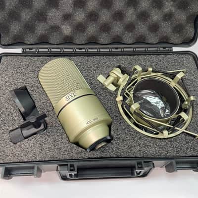 MXL 990 Large Diaphragm Condenser Microphone – w/ Shock Mount, Clip & Case – Clean image 1