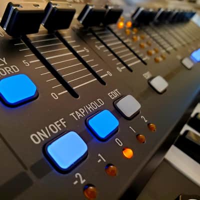 MUST SEE!!! BEHRINGER DEEPMIND 12 IN NEW CONDITION STILL IN FACTORY BOX! image 16
