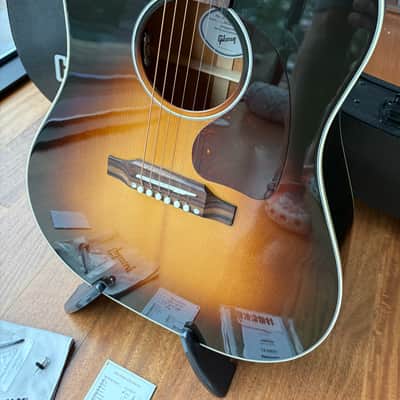 2025 Gibson J-45 Standard image 2