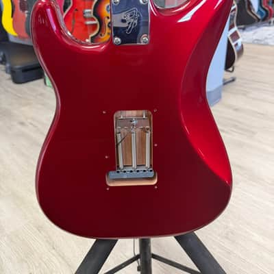 Fender Player Stratocaster with Maple Fretboard 2023 - 2024 - Candy Apple Red image 3