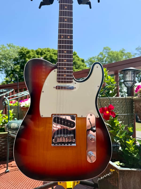 Fender American Ultra Luxe Vintage '60s Telecaster Custom 2025 - Present - 3-Color Sunburst