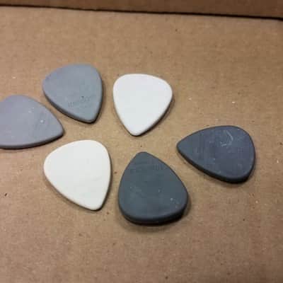 6 (six) Wedgie Rubber Guitar Picks~Sampler Set ~For Ukulele/ Bass (Mix and Match) image 4