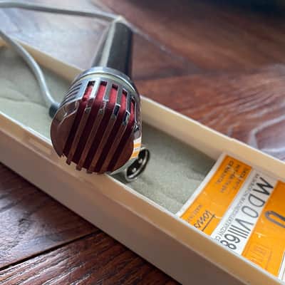 MB Unitra Tonsil VIII686 vintage dynamic microphone image 2