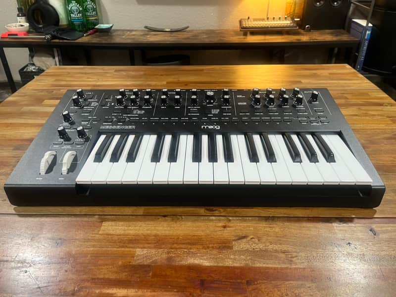 Moog Messenger image 1