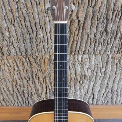 2012 Martin HD-28V image 3